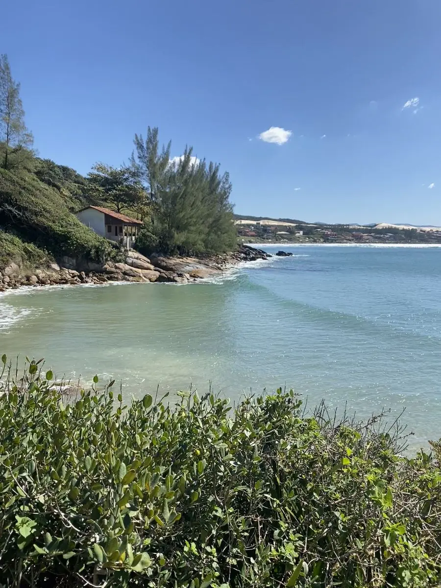 Praia ao Nascer do Sol